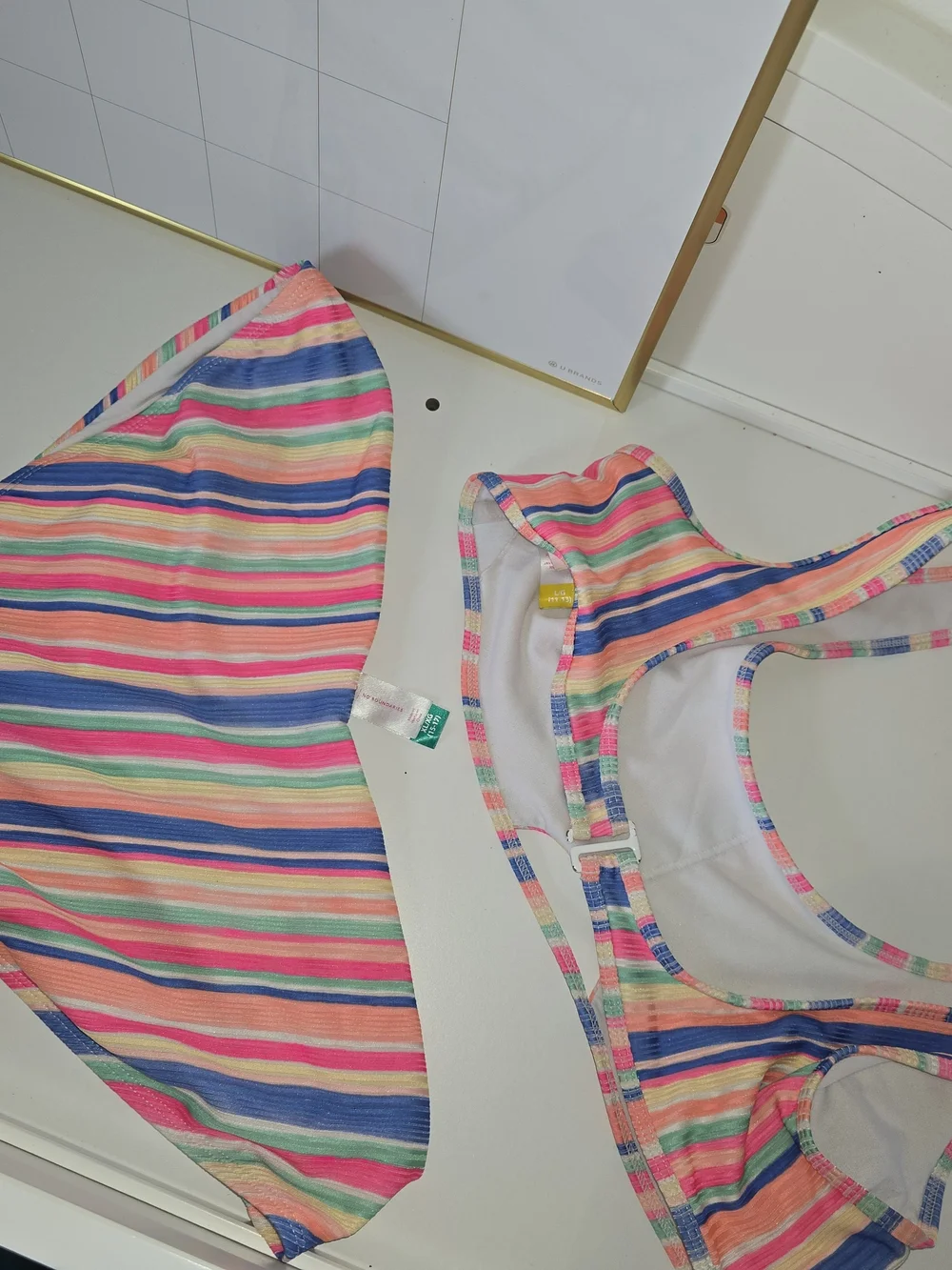 N/A bright multicolor